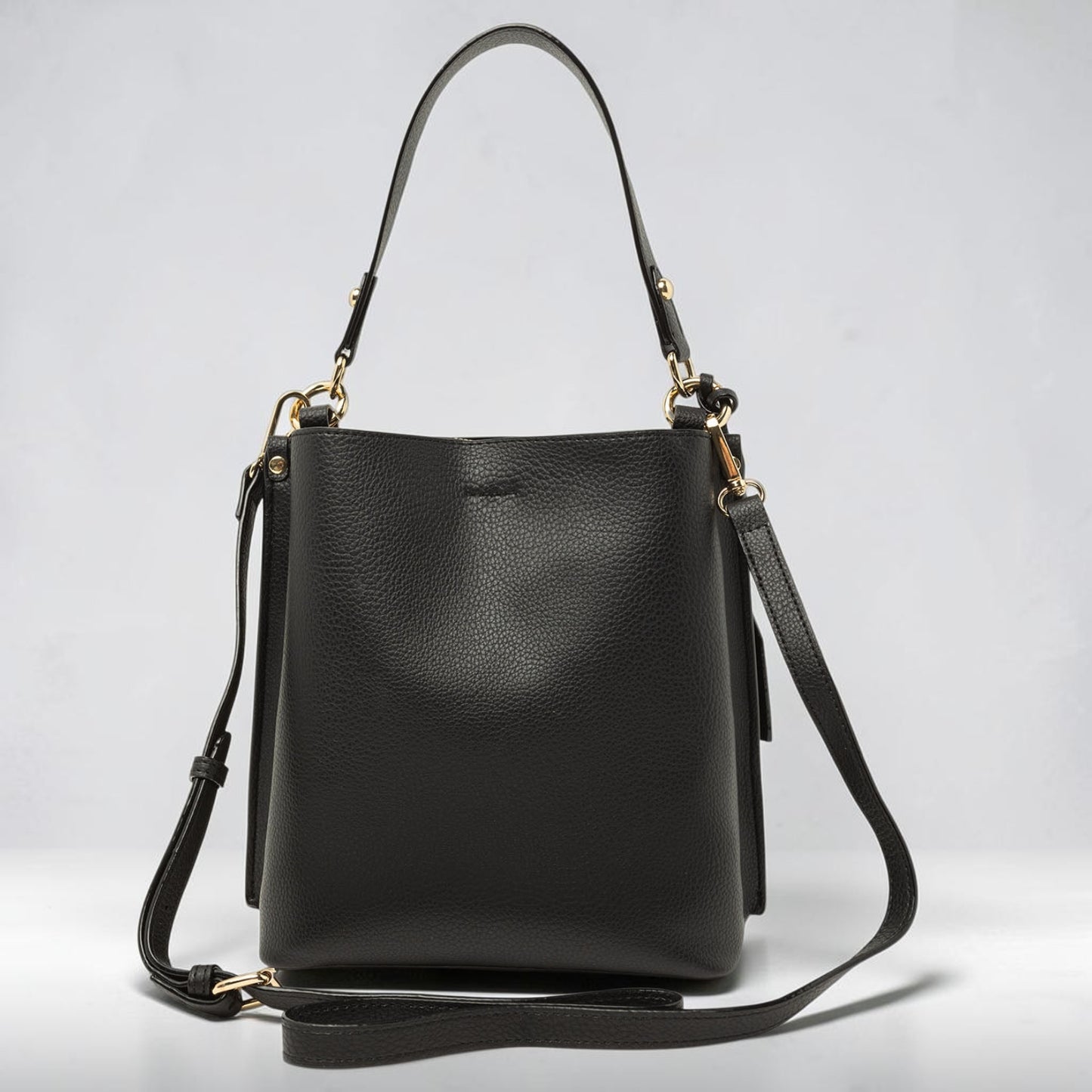 SOLID BUCKET BAG WITH CROSSBODY STRAP,27A348-AA00A