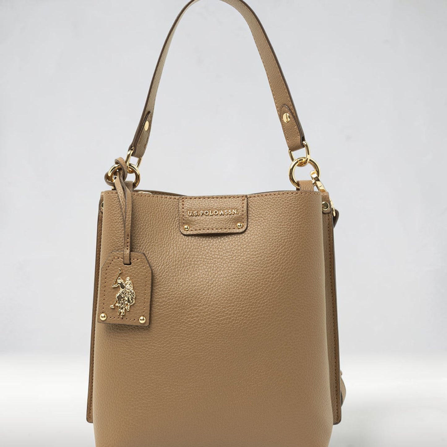 SOLID BUCKET BAG WITH CROSSBODY STRAP,27A348-AA00A