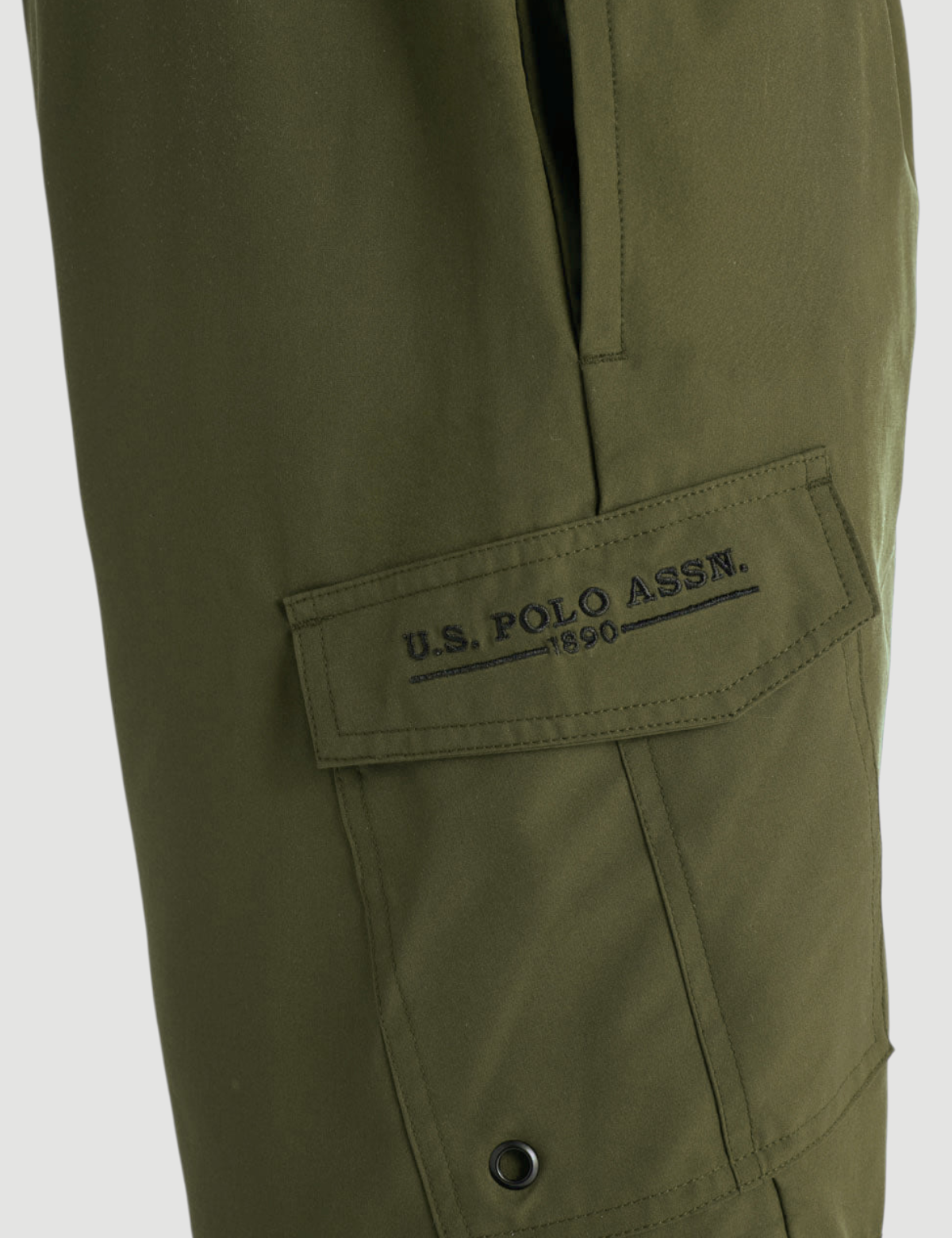 8.5" ZIP CARGO SWIM SHORTS