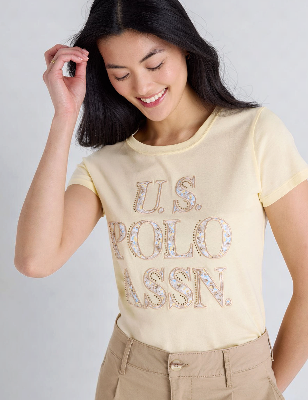 Immediate STACKED FLORAL PRINT STONE SCOOP T-SHIRT 21T0091-1D00A