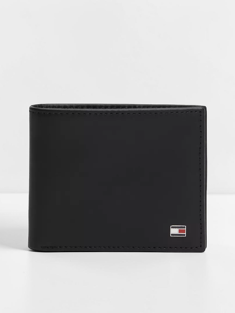 Immediate Tommy Flag Emblem  Credit Card Wallet Serial AM00655