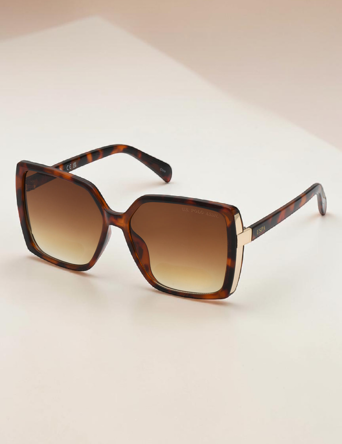 LADIES SQUARE GRADIENT SUNGLASSES  Serial PA5136-0000A