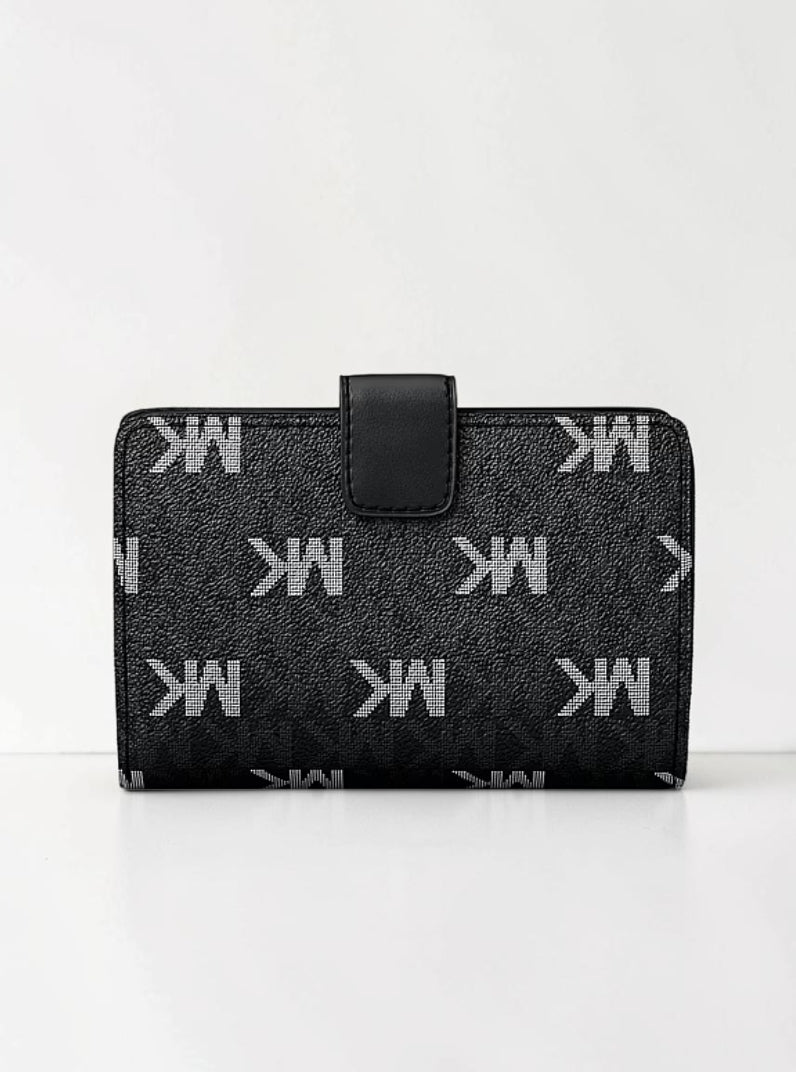 Jet Set Travel Medium Signature Logo Billfold Wallet,35F6STVF6V