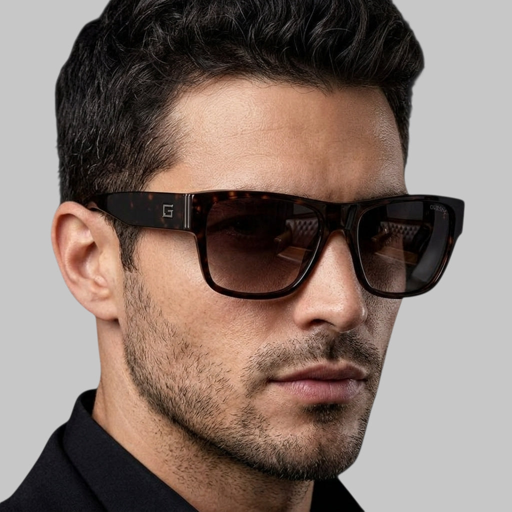 Guess 
Brown & Black Gradient Square Men's Sunglasses
Item No. GU00277
