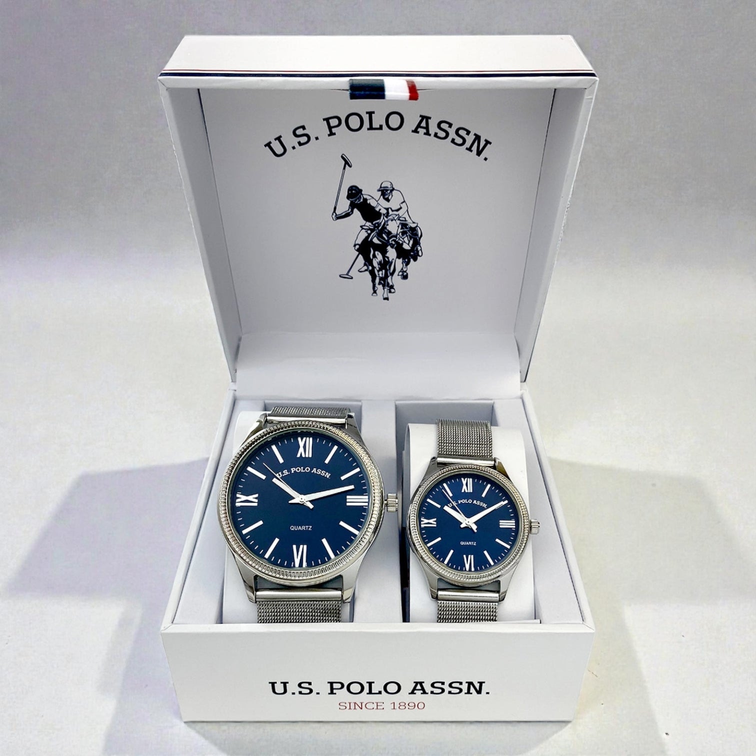 HIS AND HERS SILVER MESH STRAP WATCH SET,USC2714UO