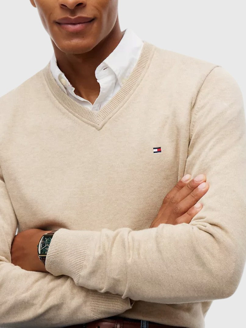 TOMMY HILFIGER Solid Logo V-Neck Sweater,78J8323-BDS