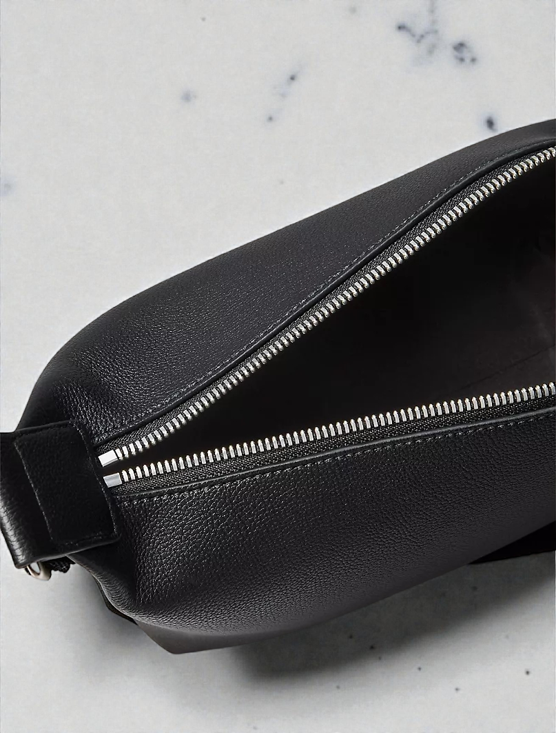 C.K Ultralight Shoulder Bag 4K3131G