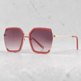 Bordeaux Gradient Butterfly Ladies Sunglasses
Item No. GF0418 69T 58