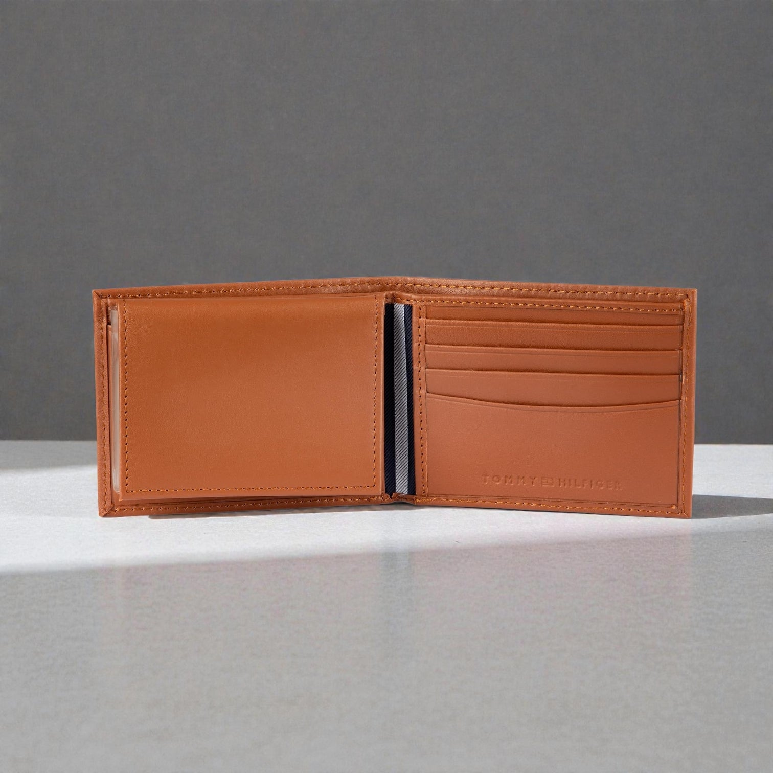 Tommy Hilfiger Men's Passcase Wallet with Removable ID Window