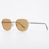 Guess
Brown Round Men's Sunglasses
Item No. GU00116 32E 51