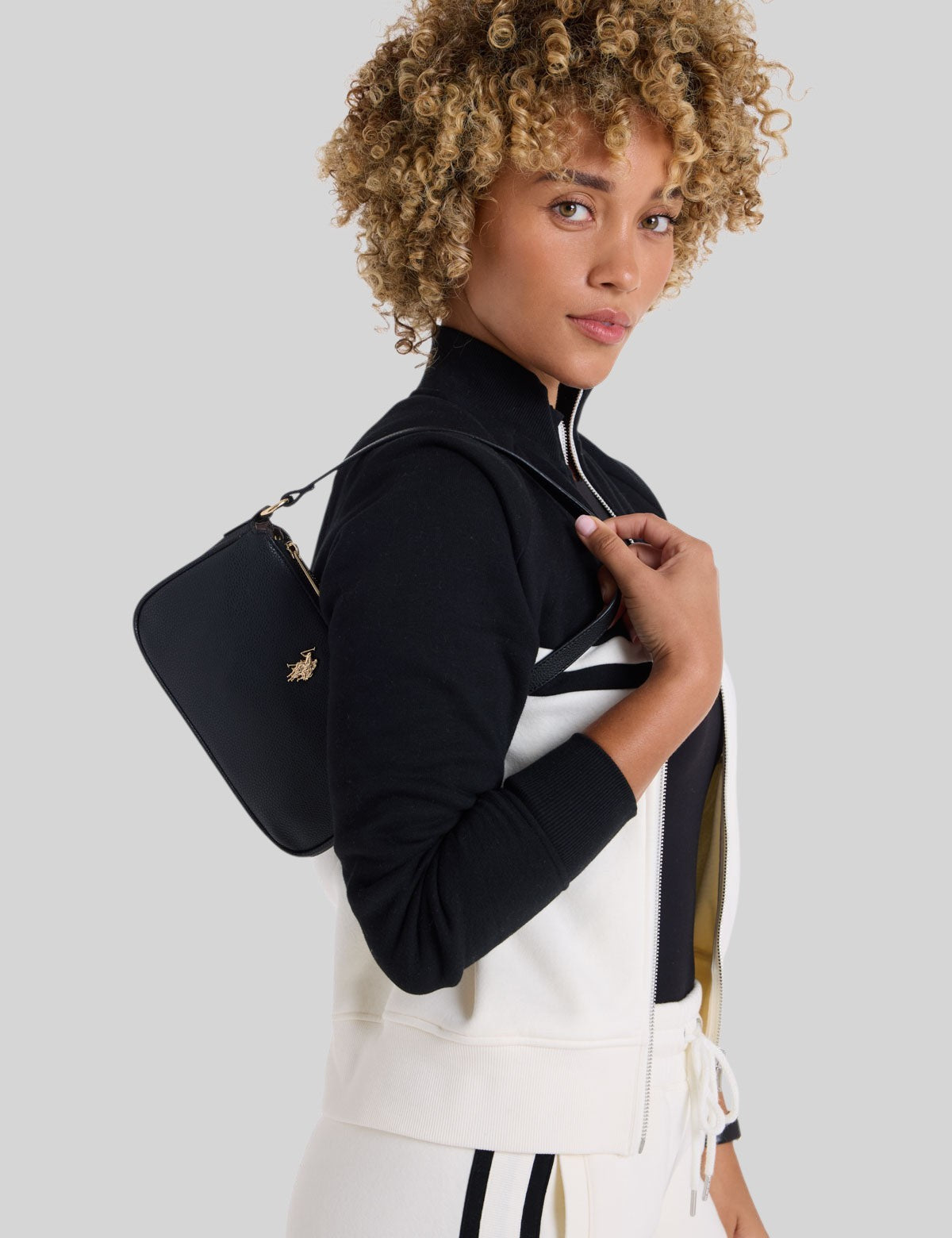 US.POLO.ASSN CLASSIC SHOULDER BAG,27V0145-AA00A