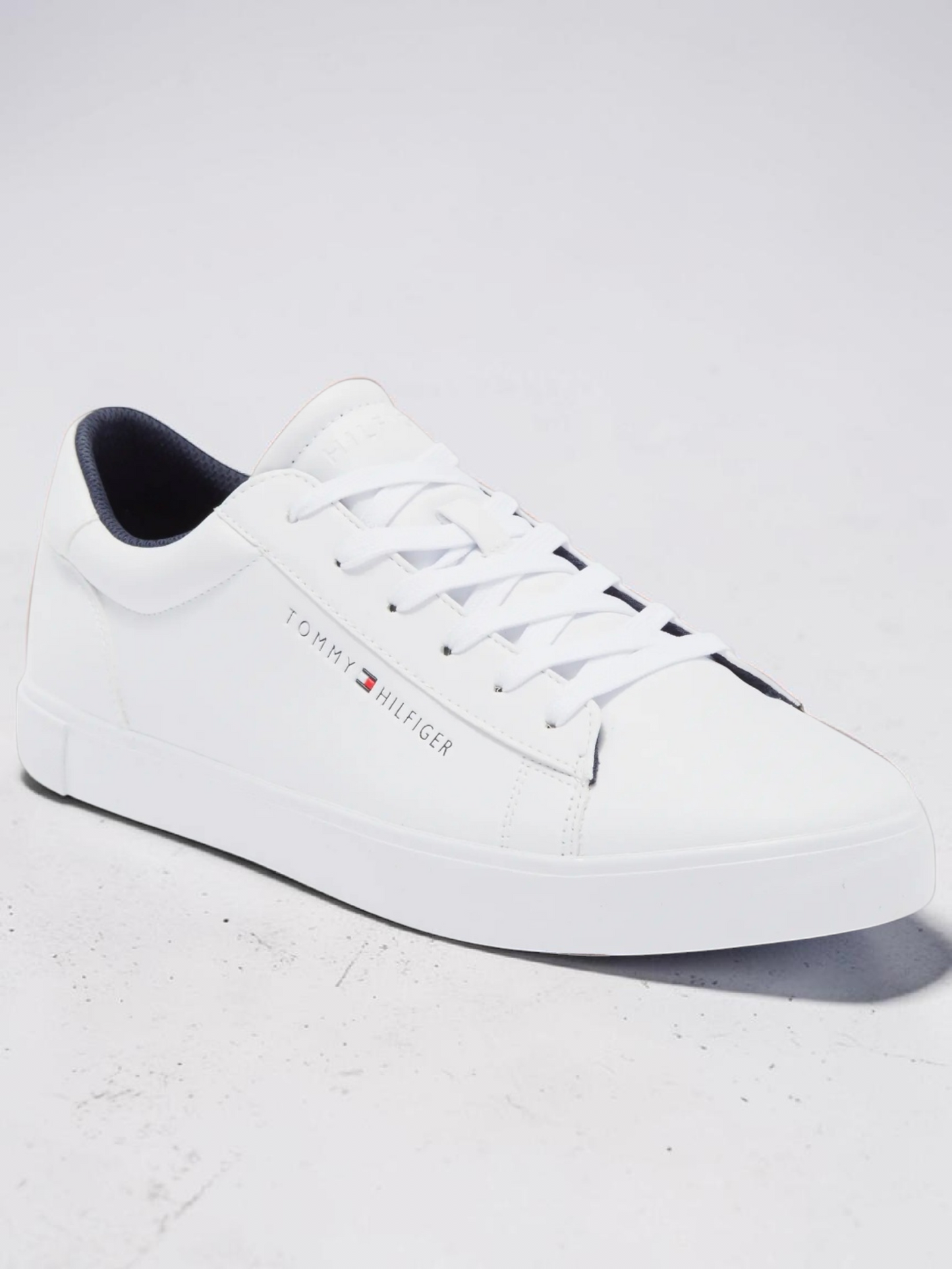 TH Ribby Low Top Sneaker