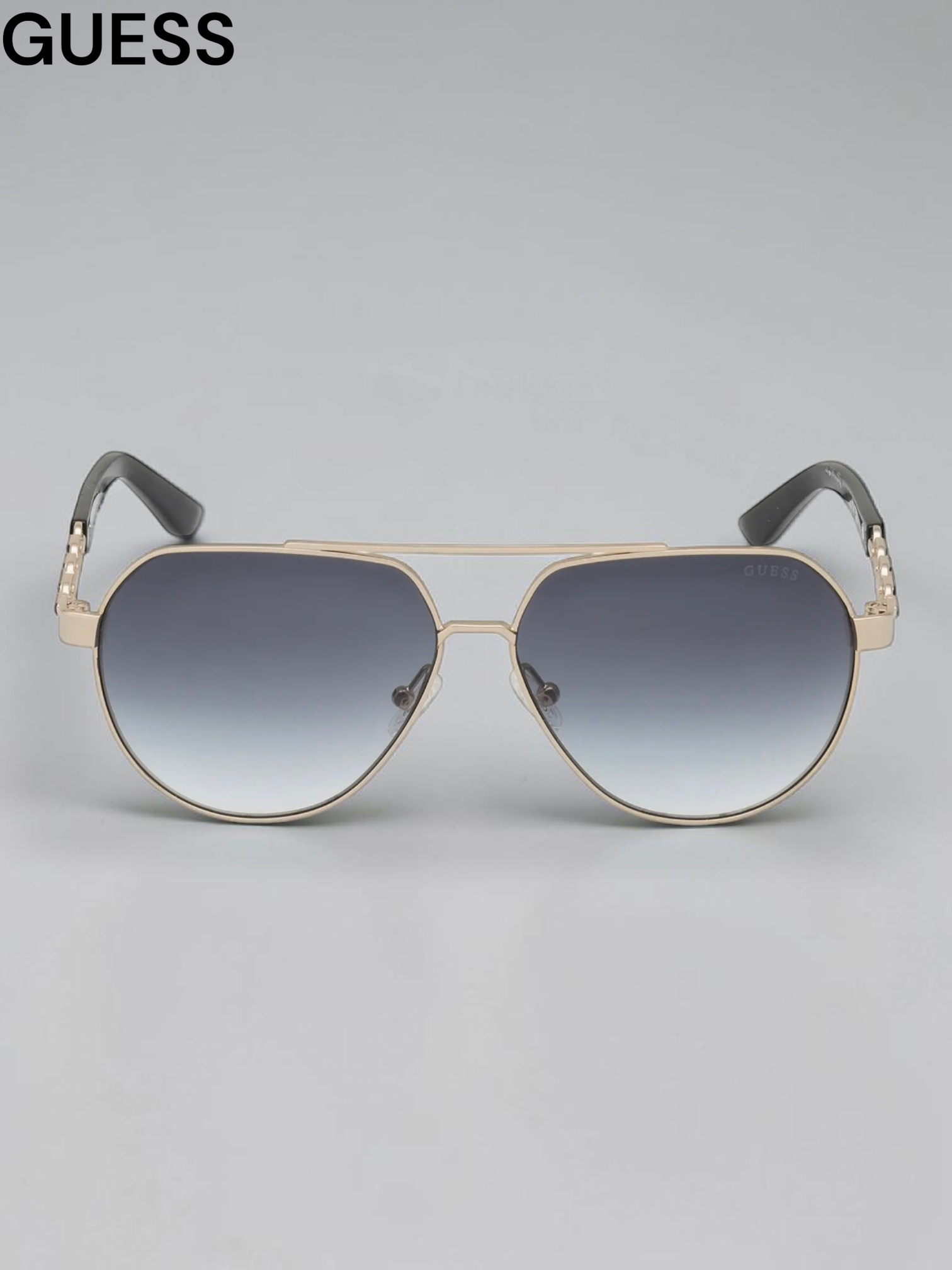 Guess 59mm Navigator Sunglasses