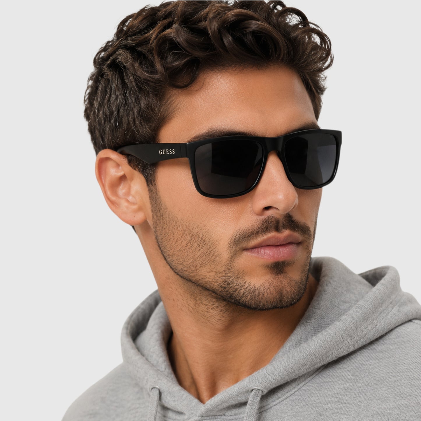 Guess Smoke Gradient Square Men's Sunglasses
Item No. GF00022 01B 59