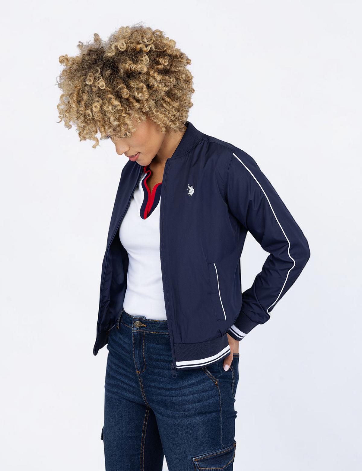 SOLID BOMBER JACKET
Average 747001C-1K00A