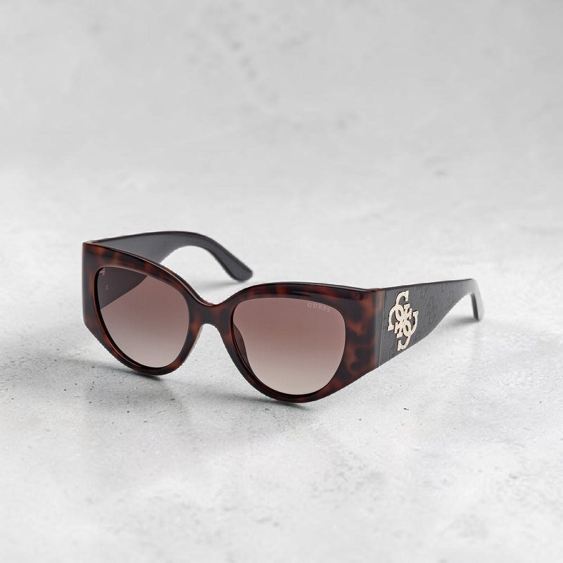 Guess Gradient Oval Ladies Sunglasses
Item No. GU00202 52F 54