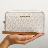 Michael Kors Jet Set Signature Logo Smartphone Wristlet,35F8GTVW9B