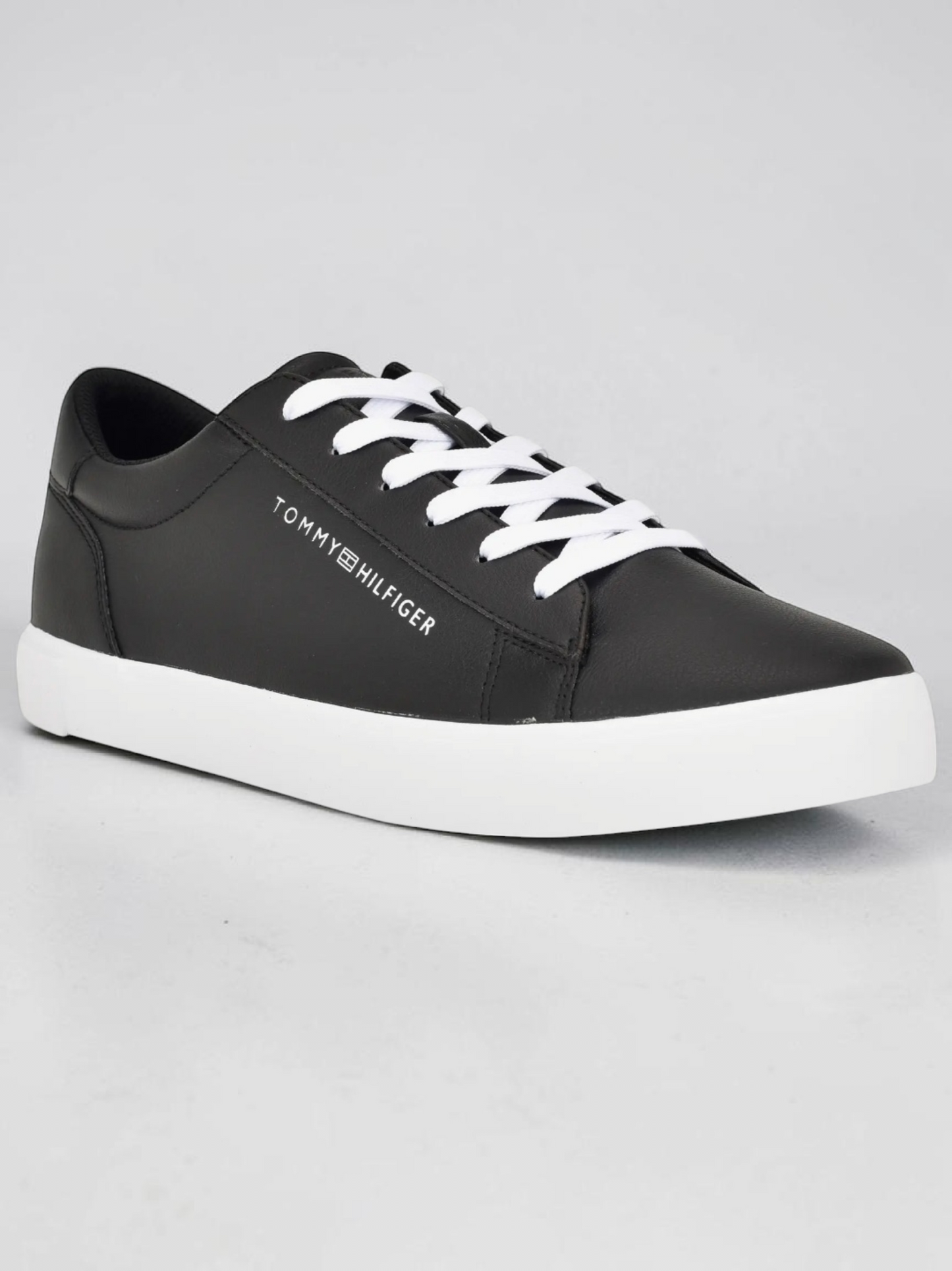 TH Ribby Low Top Sneaker