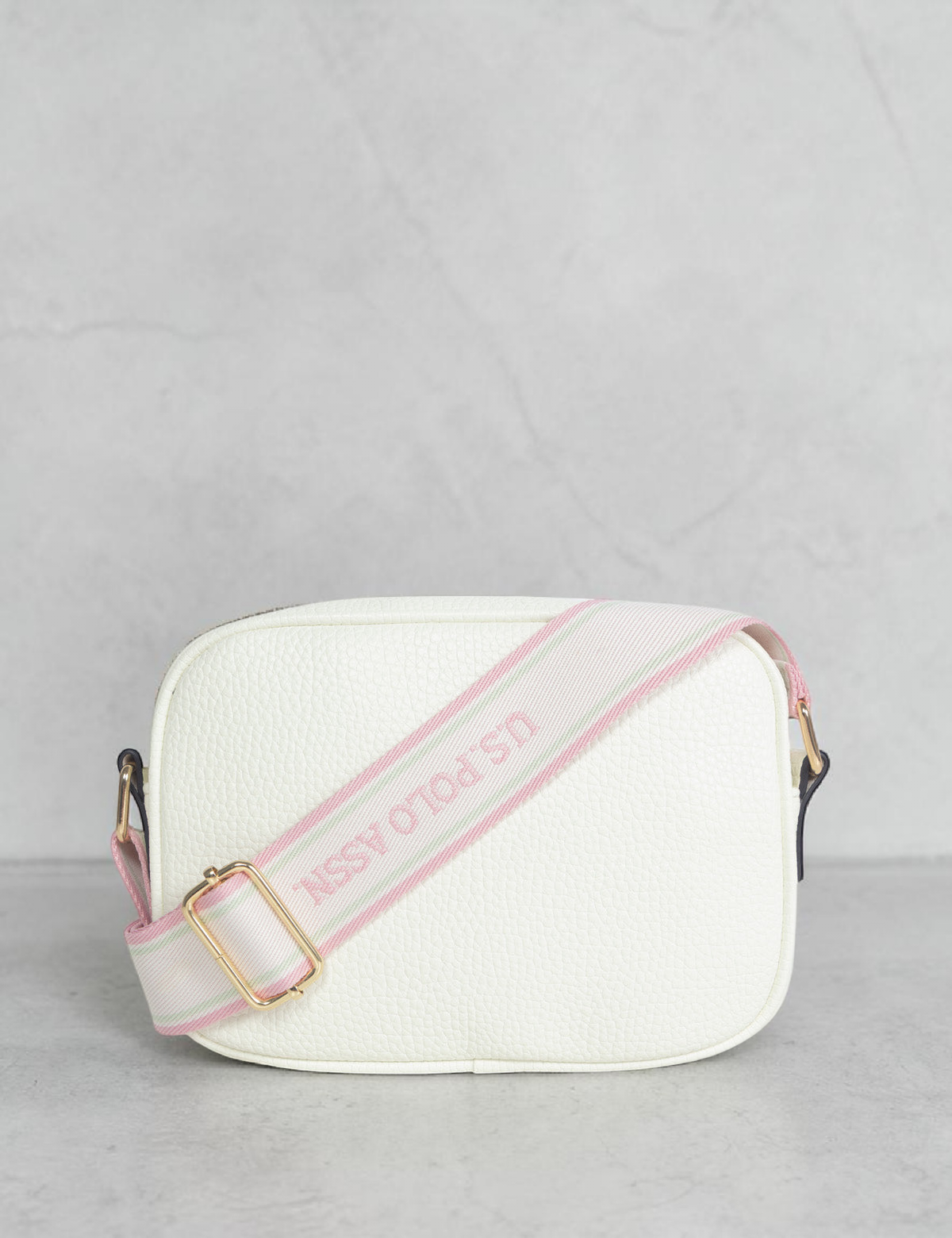 ENAMEL PLATE CLASSIC ZIP CROSSBODY BAG Serial 27V0087-AA00A
