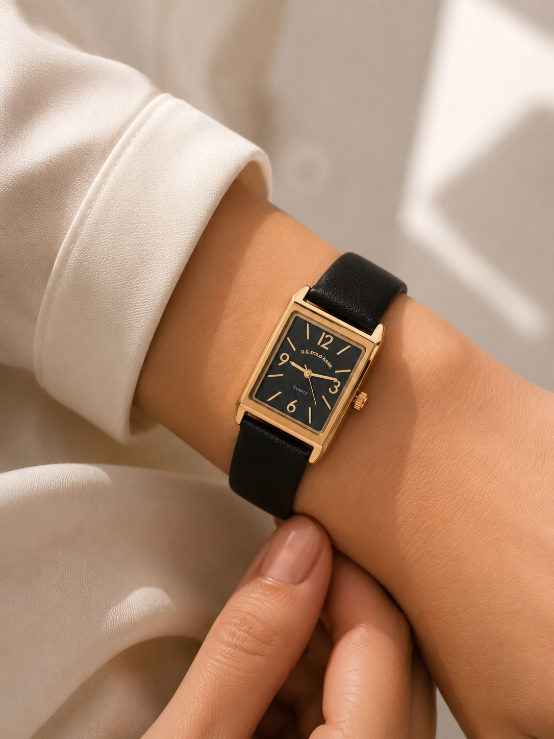 Immediate LADIES BLACK STRAP SQUARE WATCH,USC42163UO-0000A