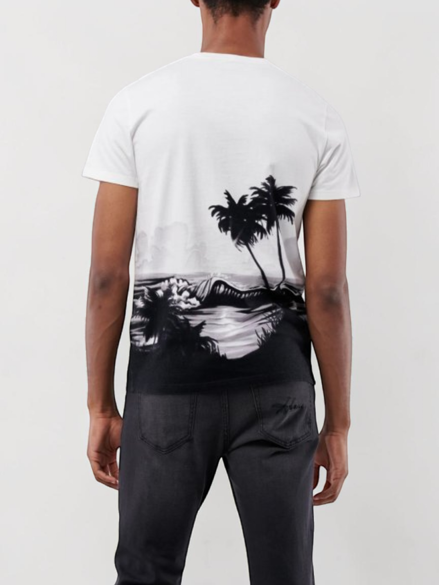 Immediate Hollister T-Shirt