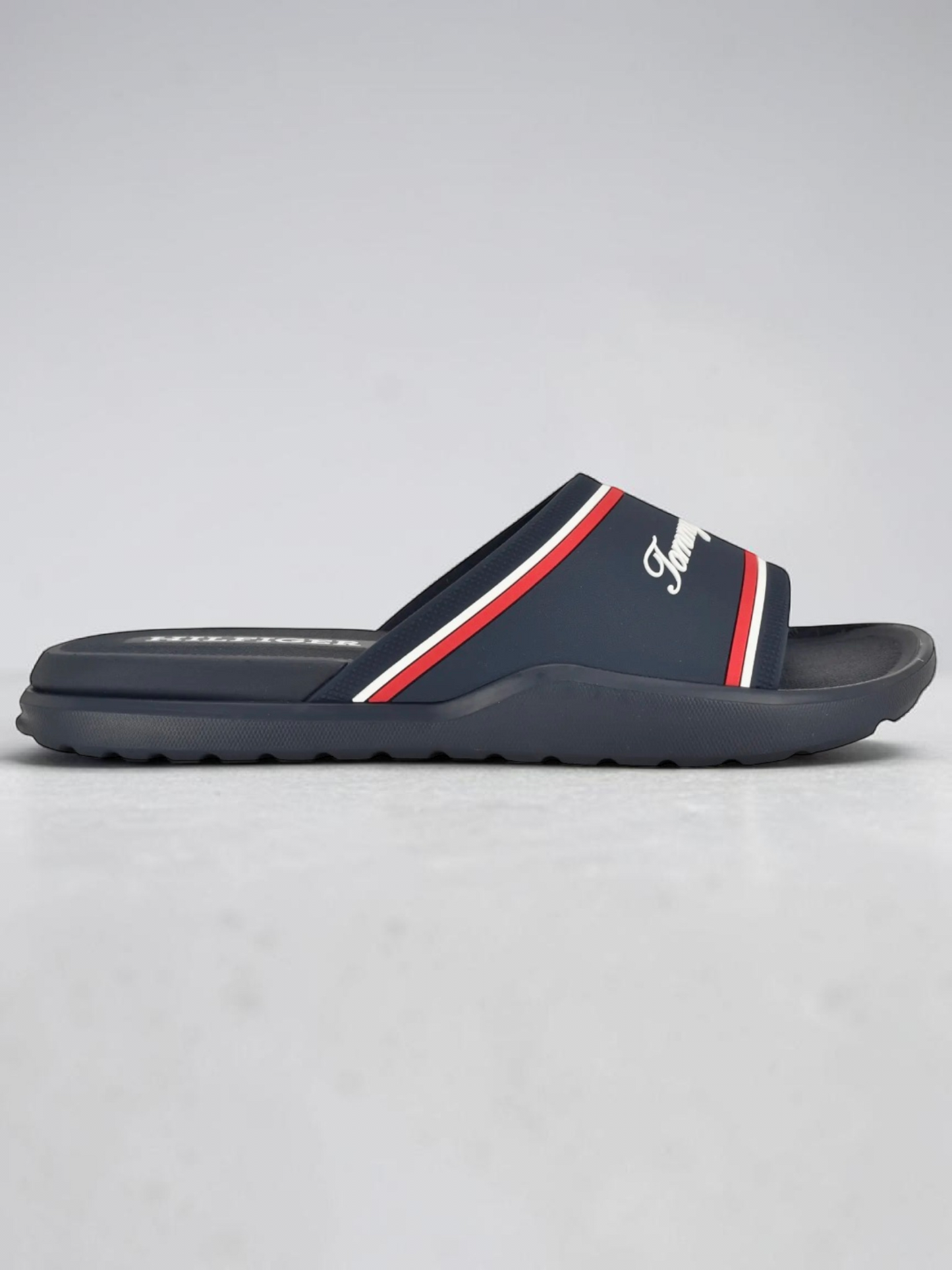 TH Momil Slide Sandal