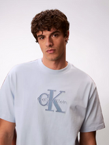 Monologo Outline Graphic Classic T-Shirt