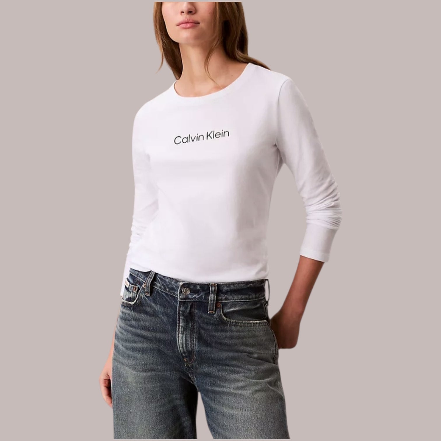 Standard Logo Slim T-Shirt