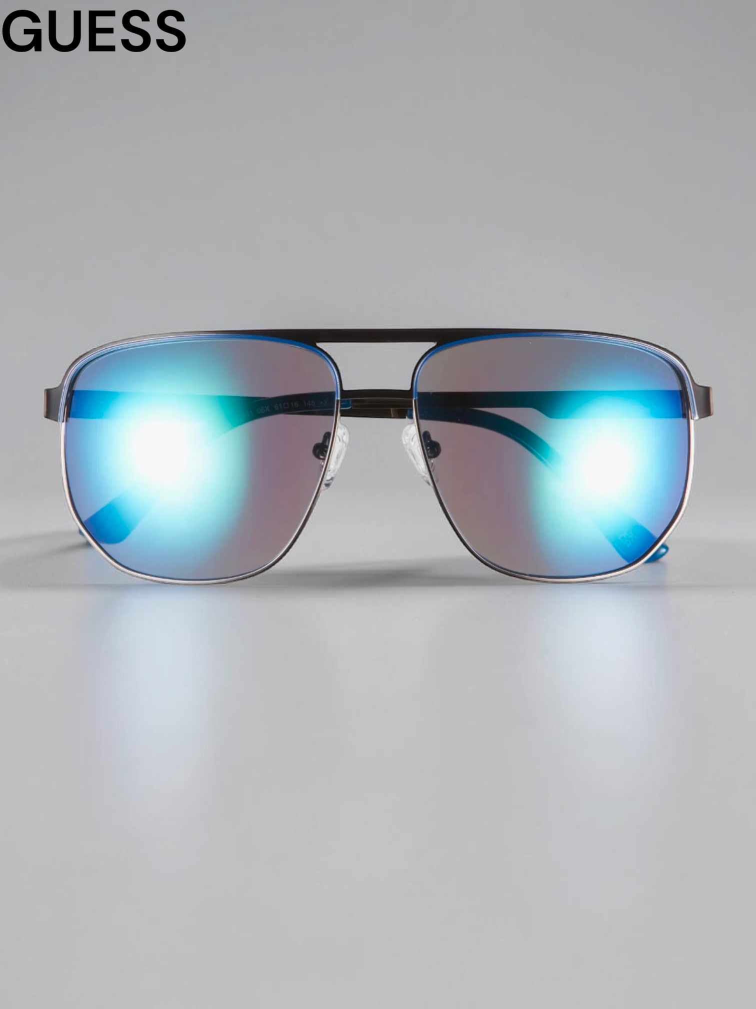 Guess 61mm Navigator Sunglasses