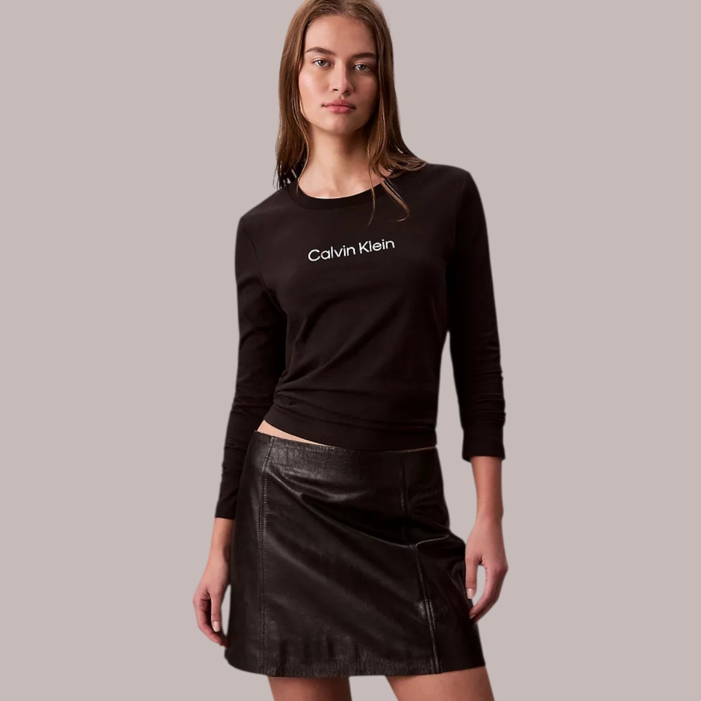 Standard Logo Slim T-Shirt