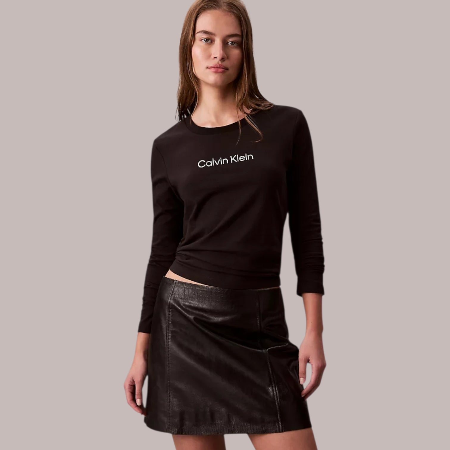 Standard Logo Slim T-Shirt