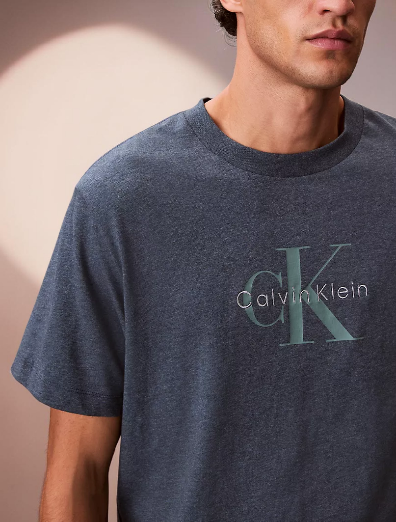 Monologo Tee