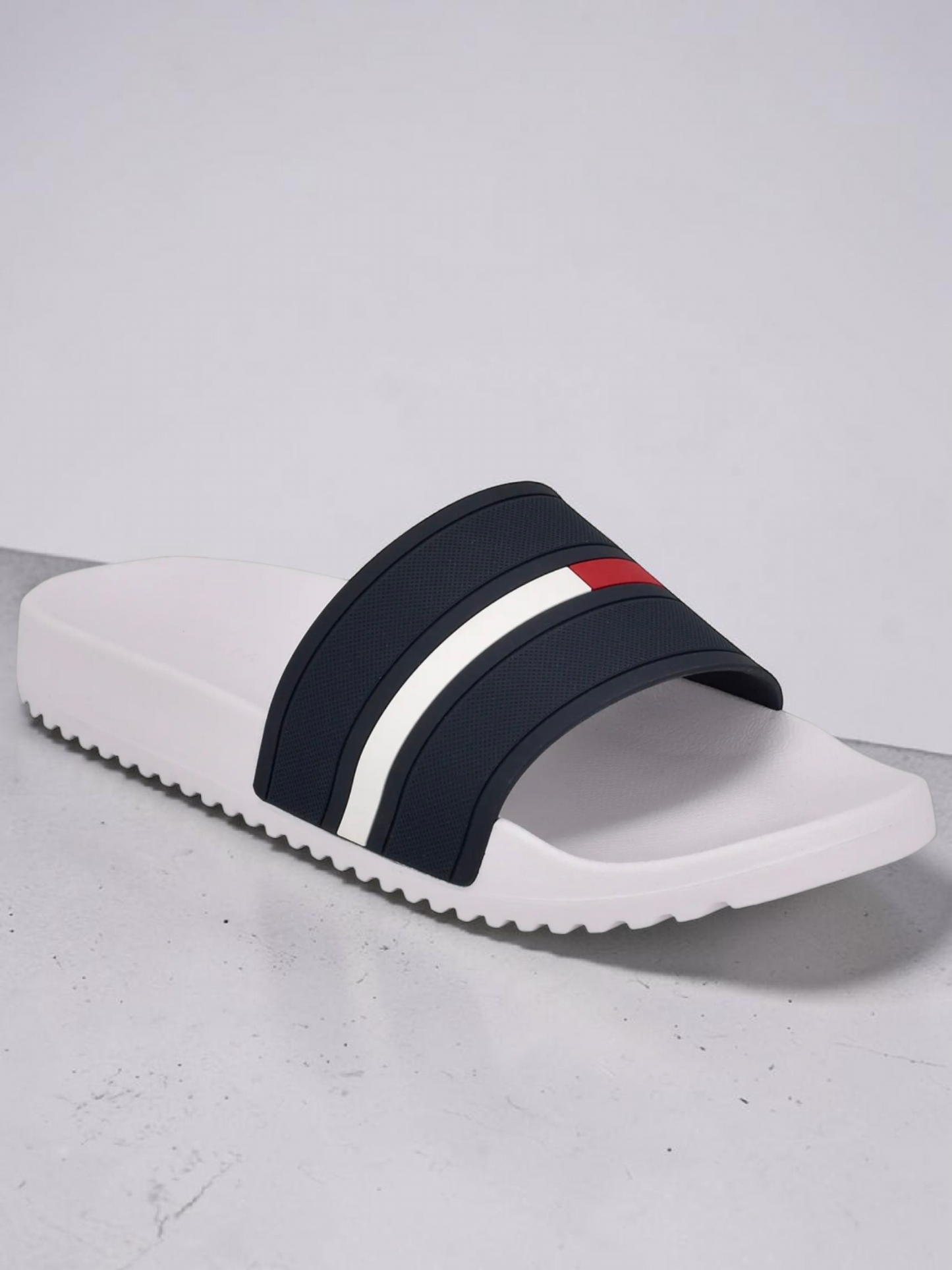 TH Redder Slide Sandal