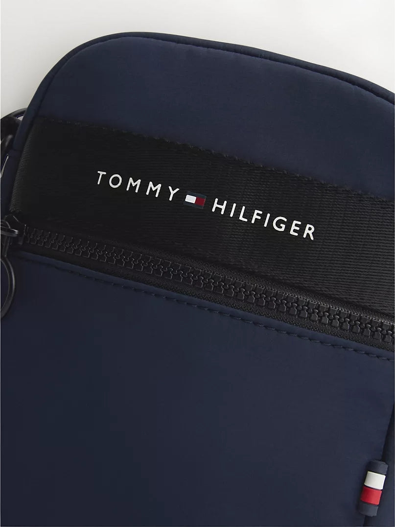 Hilfiger Logo Textured  Reporter Bag