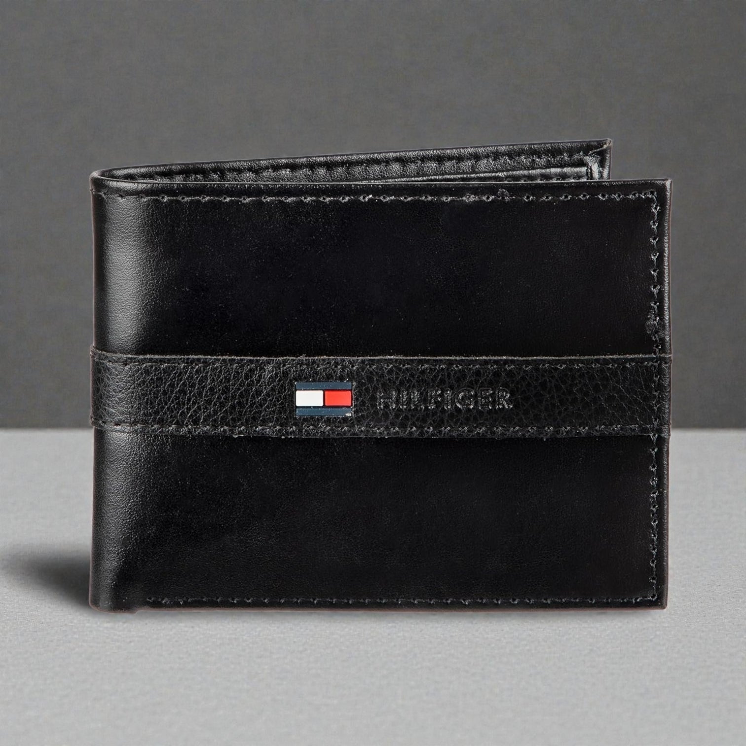 Tommy Hilfiger Men's Stockon Coin Wallet