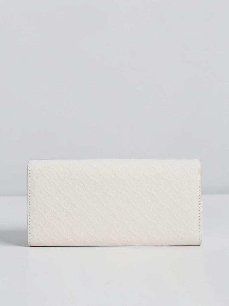 Immediate Tommy Hilfiger Icon Embossed Flap Wallet Serial AW0AW18593AEO