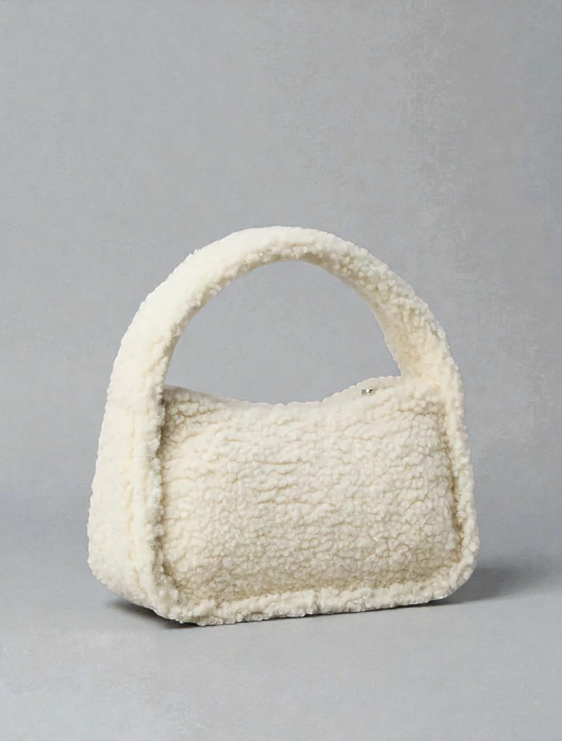 C.K Sherpa Shoulder Bag 4K3005G