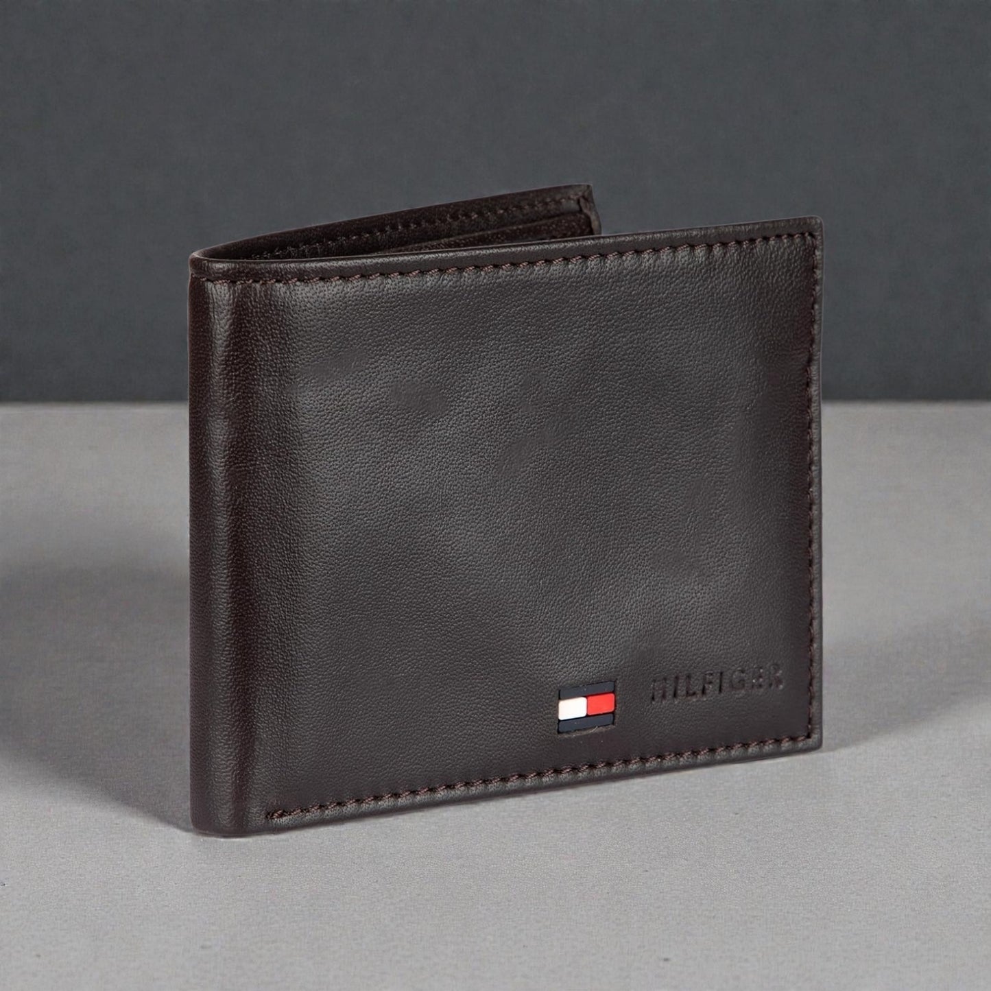 Tommy Hilfiger Men's Passcase Wallet with Removable ID Window