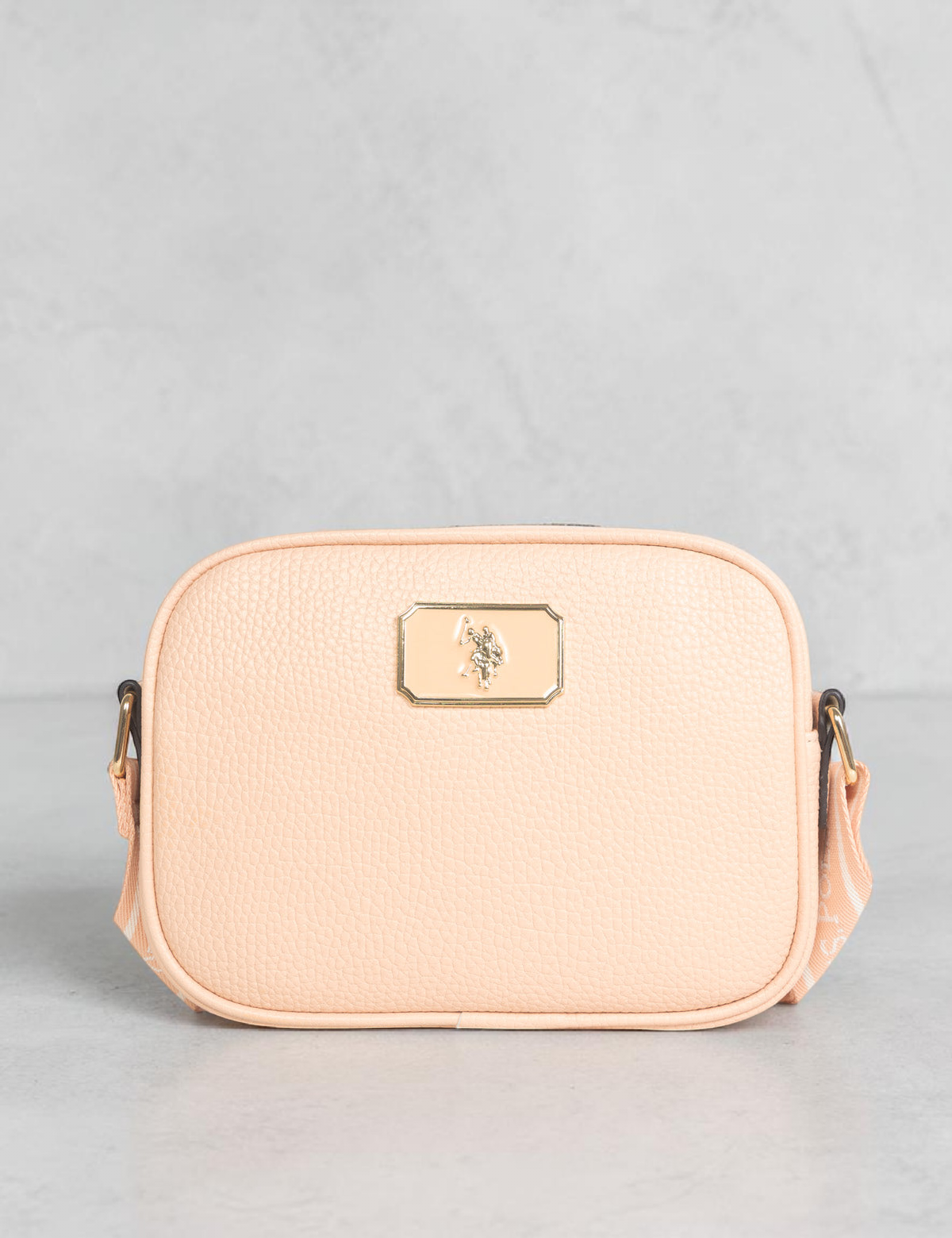 ENAMEL PLATE CLASSIC ZIP CROSSBODY BAG Serial 27V0087-AA00A