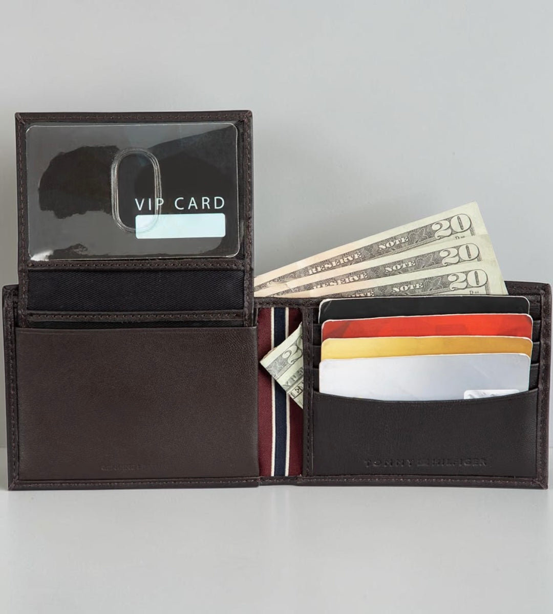 Tommy Hilfiger Men's leather wallet
