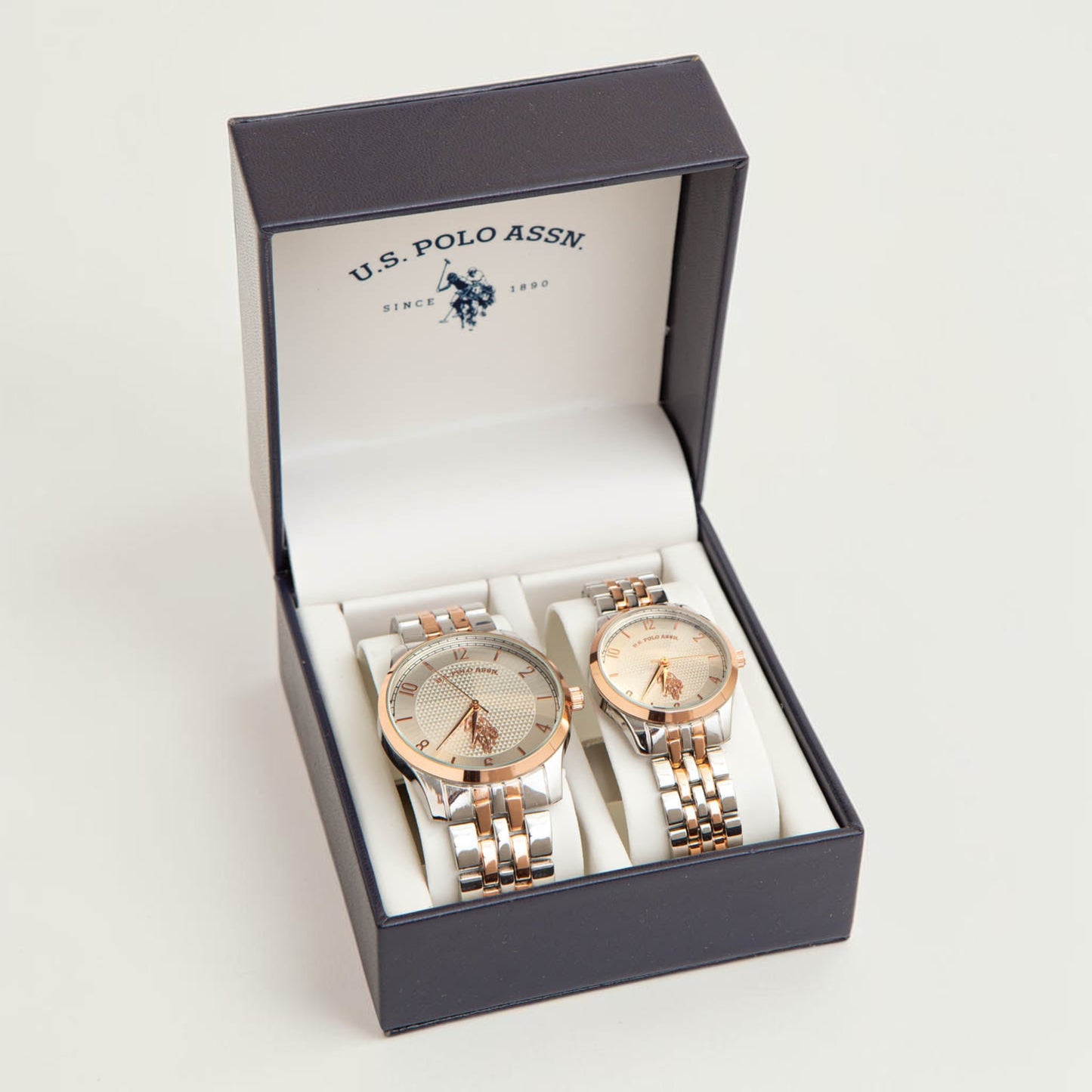 HIS AND HERS CLASSIC LINK STRAP WATCH SET,USC2617-0000A