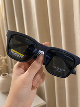 Immediate TEXTURED TEMPLE INSET SUNGLASSES
Serial PA3121-0000A