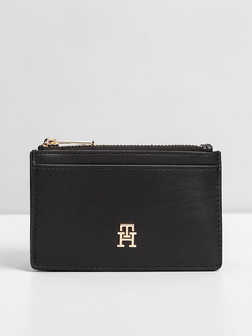 Immediate Tommy Hilfiger Monogram Logo Zip Cardholder