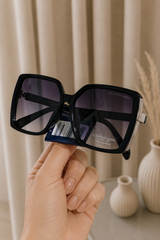 Immediate LADIES SQUARE GRADIENT SUNGLASSES  Serial PA5136-0000A