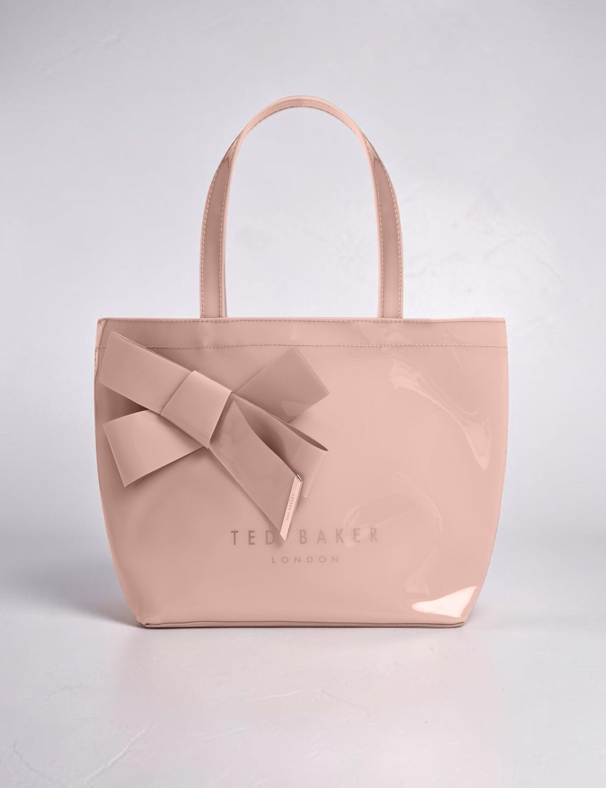 T.e.d B.a.k.er women Medium Nicon bags