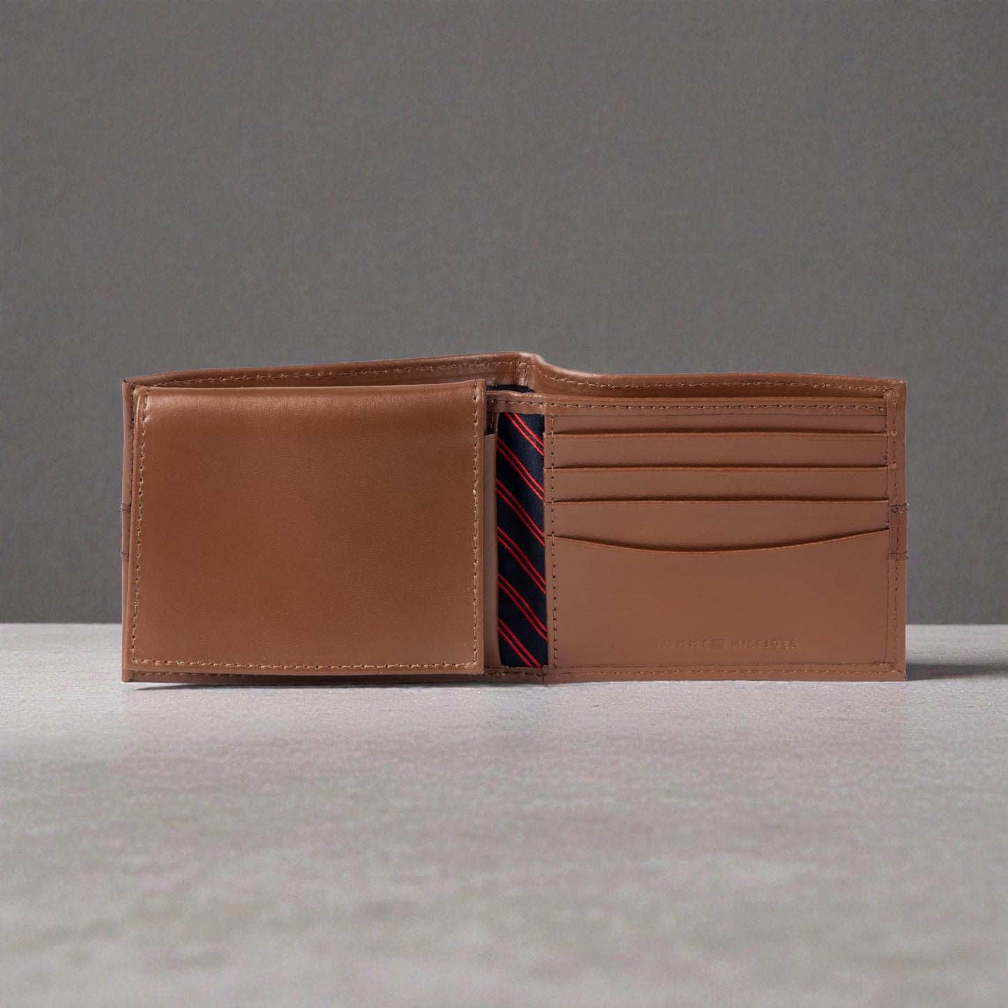 Tommy Hilfiger Men's Stockon Coin Wallet