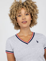 V-NECK SIGNATURE STRIPE TRIM T-SHIRT,215989-2J00A