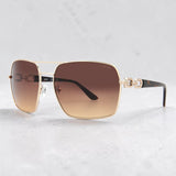 Guess  Gradient Navigator Ladies Sunglasses
Item No. GU00159 33F 63