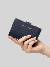 Medium Saffiano Leather Wallet,35R4STVF6L