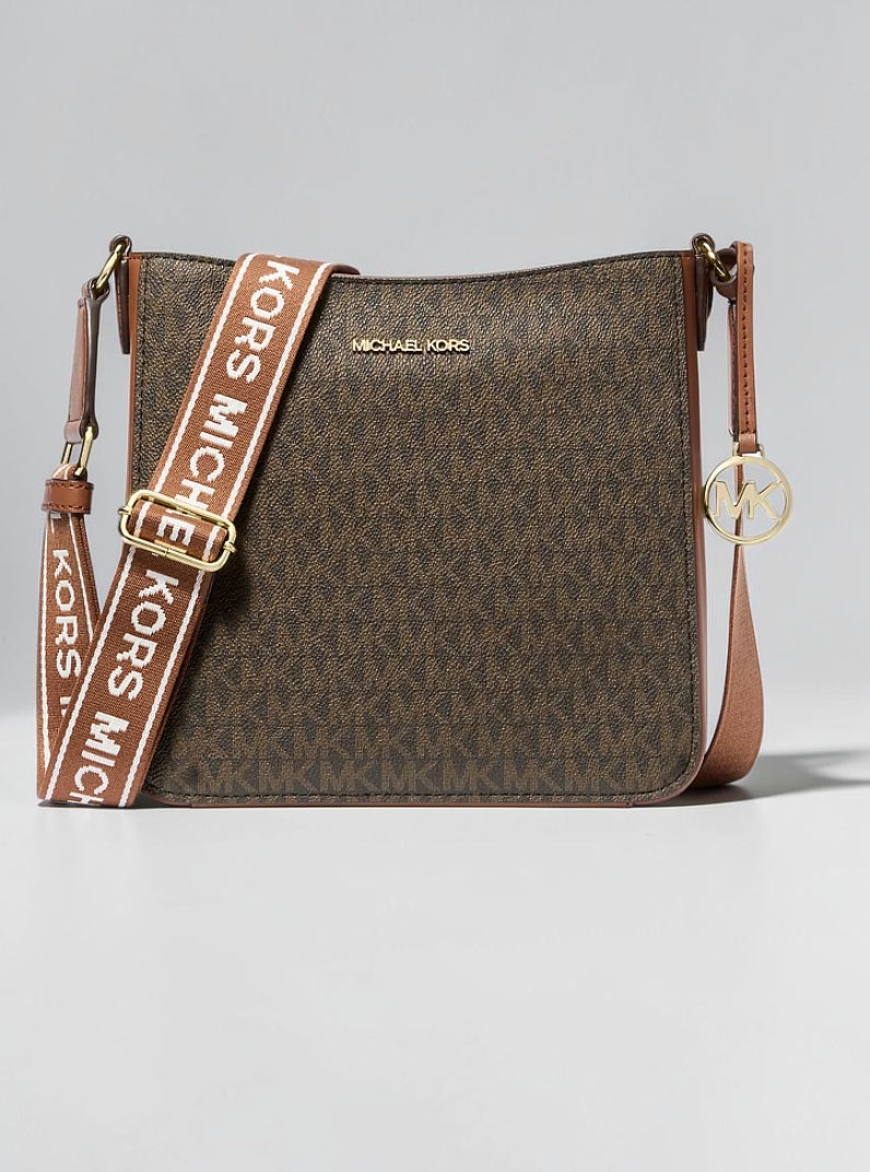 Jet Set Signature Logo Crossbody Bag,35T5GTVC5V